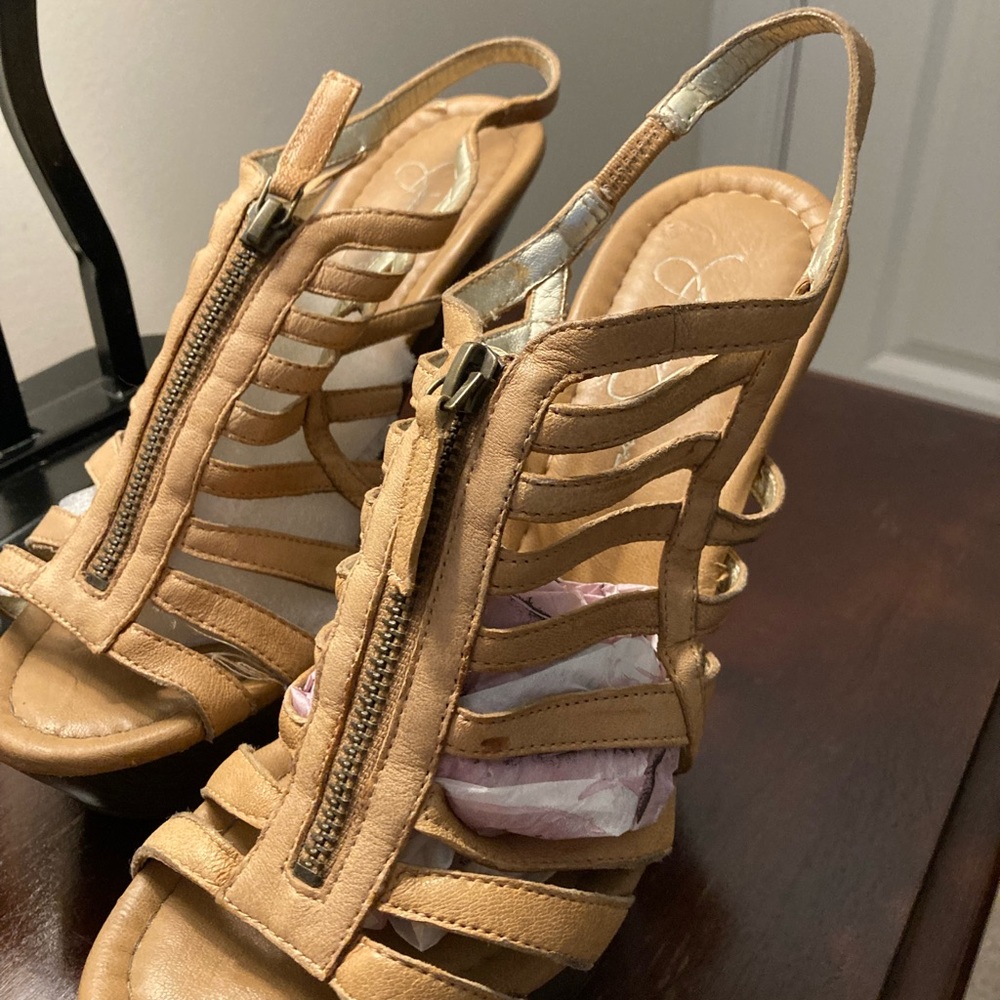Platforms by Jessica Simpson. Size 10